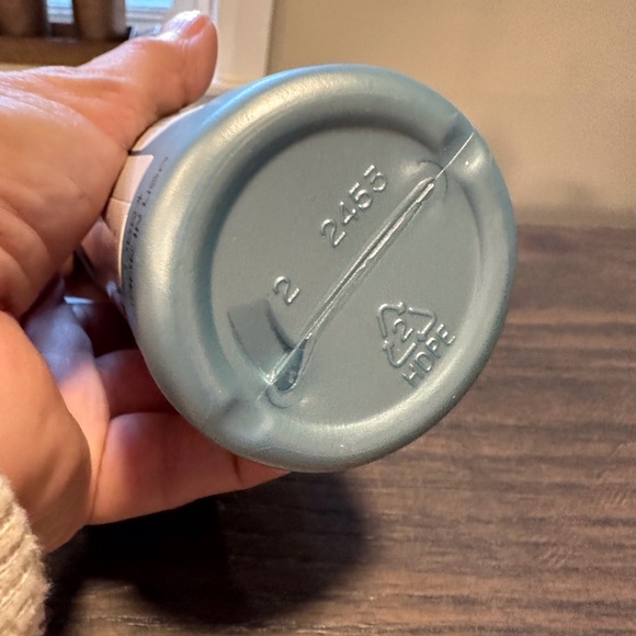 Mapei ultra care grout refresh and Oxo good grips brushes - Picture 10 of 14